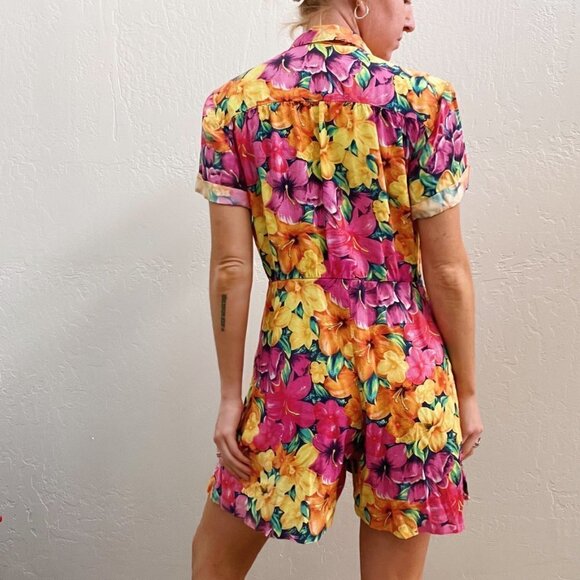 Vintage 1990's Colorful Hawaiian Flower Printed Front Button Up Romper - Picture 4 of 6